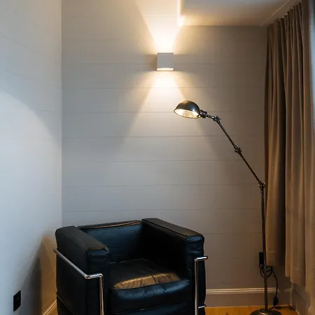 Azur Hotel 3*
