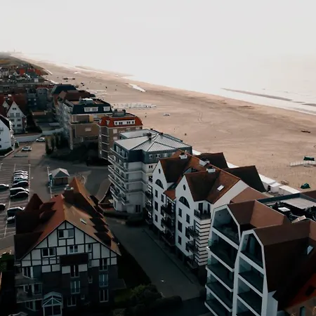 Azur Hotel De Haan